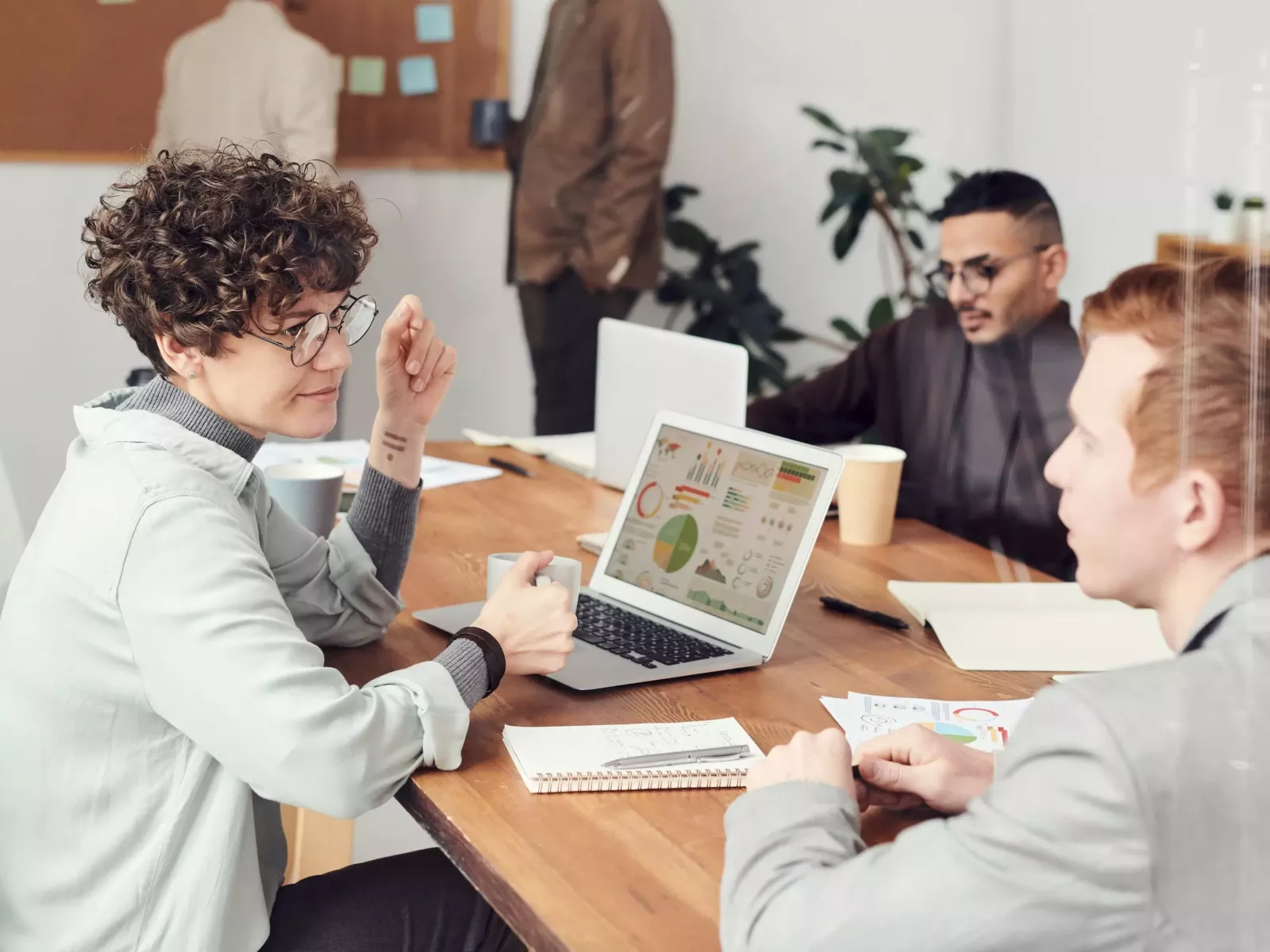Why Sales Performance Spikes at the End of a Period Xactly