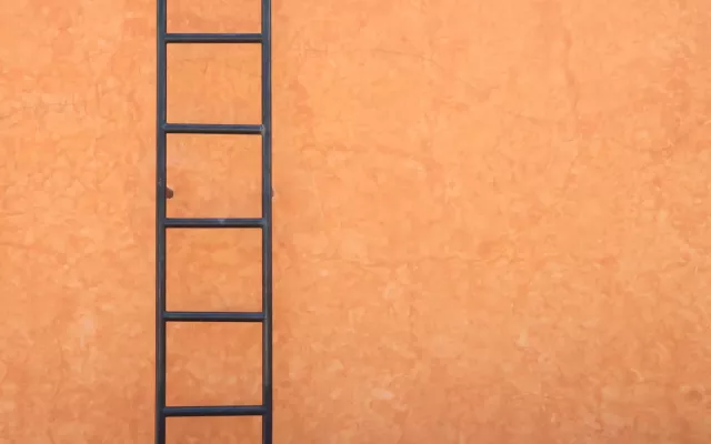 16 Sales Incentives to Keep Your Team Engaged and Motivated