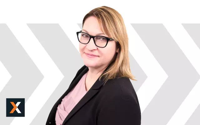 Jennifer McAdams headshot